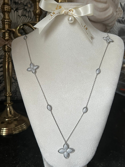 Silver Eris long necklace